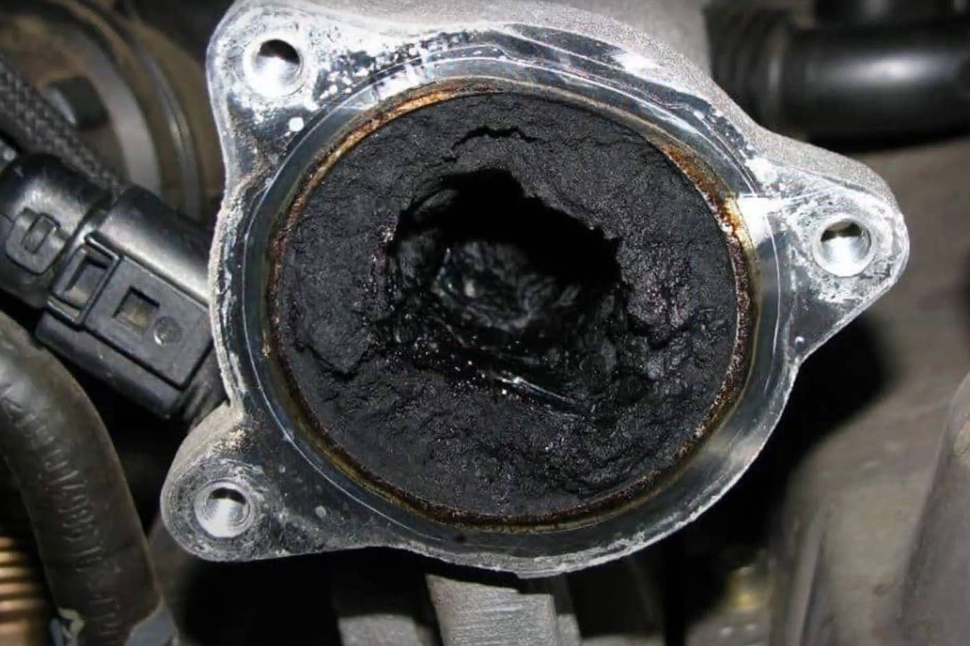 How to Clean an EGR Valve: Step by Step Guide and Tools AxleAddict